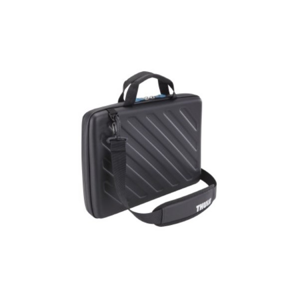 THULE_Macbook Pro 15 Attached - Blk