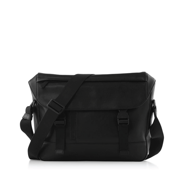 BRAUN BÜFFEL_DELOS-C MESSENGER